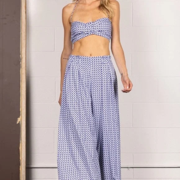 BLUE CHEVRON HALTER CROP TOP AND HIGH WAIST PANTS SET - Picture 2 of 4